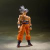 S.H. Figuarts Son Goku Ultra Instinct (Dragon Ball Super) Image