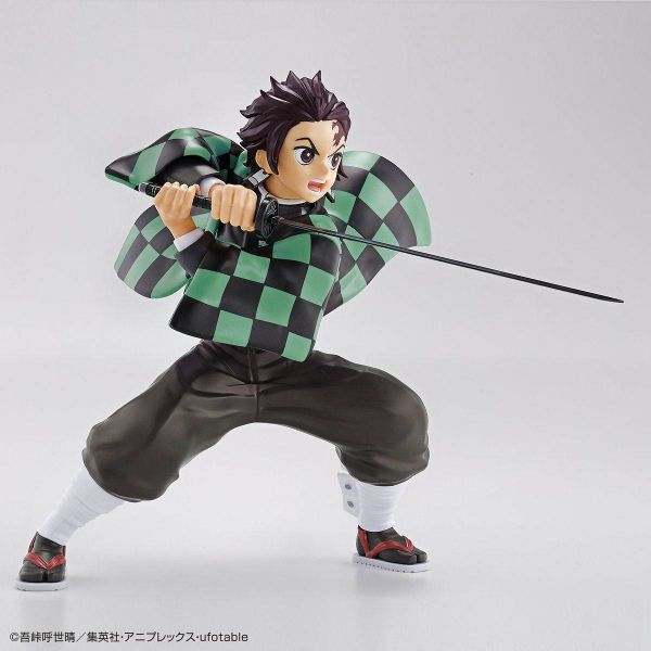 Tanjiro Kamado - Model Kit (Demon Slayer: Kimetsu no Yaiba) Image