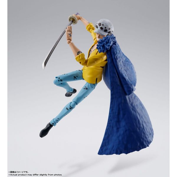 S.H. Figuarts Trafalgar Law -The Raid on Onigashima- (One Piece) Image