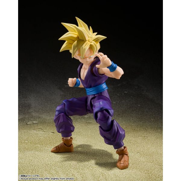 S.H. Figuarts Super Saiyan Son Gohan - The Warrior Who Surpassed Goku (Dragon Ball Z) Image