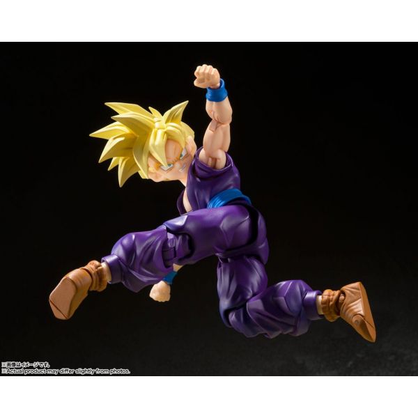 S.H. Figuarts Super Saiyan Son Gohan - The Warrior Who Surpassed Goku (Dragon Ball Z) Image