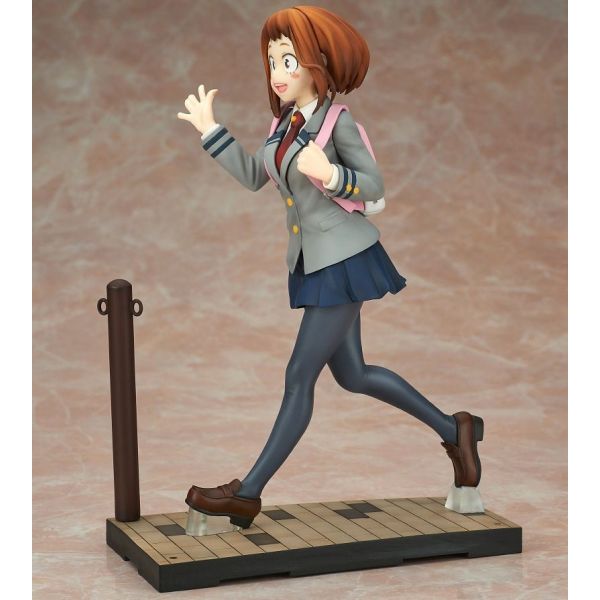 Ochaco Uraraka - School Uniform Ver. Connect Collection Figure (My Hero Academia) Image