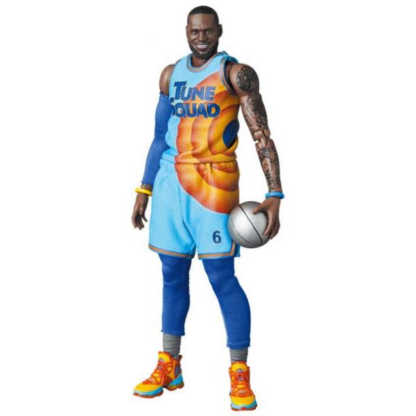 Outlets Mafex Lebron James