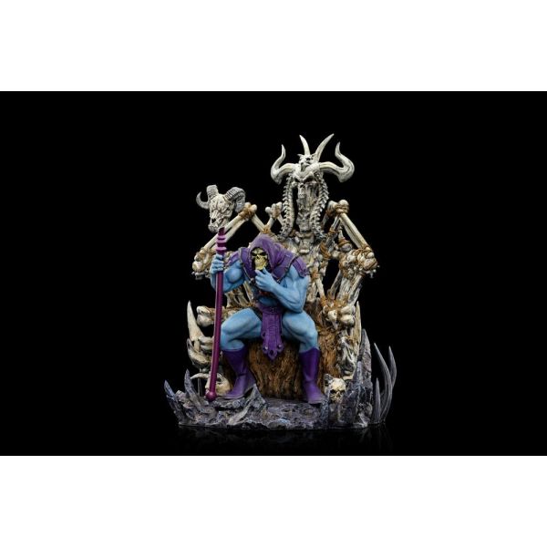 Skeletor on Throne Deluxe - Art Scale 1/10 Statue (Masters of the Universe) Image