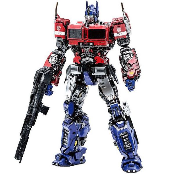 Optimus Prime Model Kit (Transformers: Bumblebee) Image